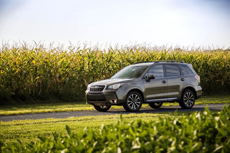  Subaru Forester 2.0XT 2016 года  (US) (фото 5 из 20)